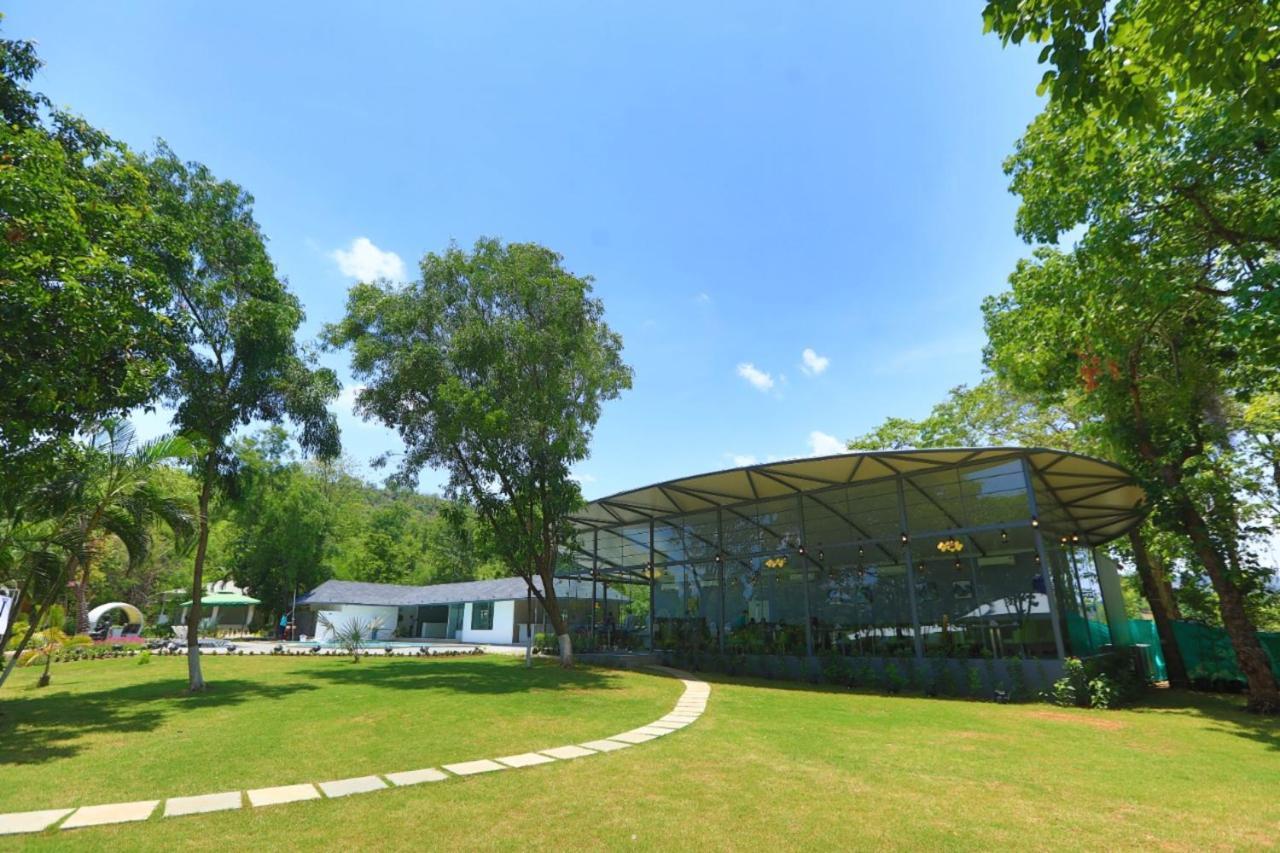 White Feather Resort Kauncha Силвасса Экстерьер фото