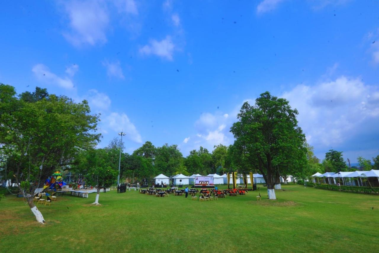 White Feather Resort Kauncha Силвасса Экстерьер фото