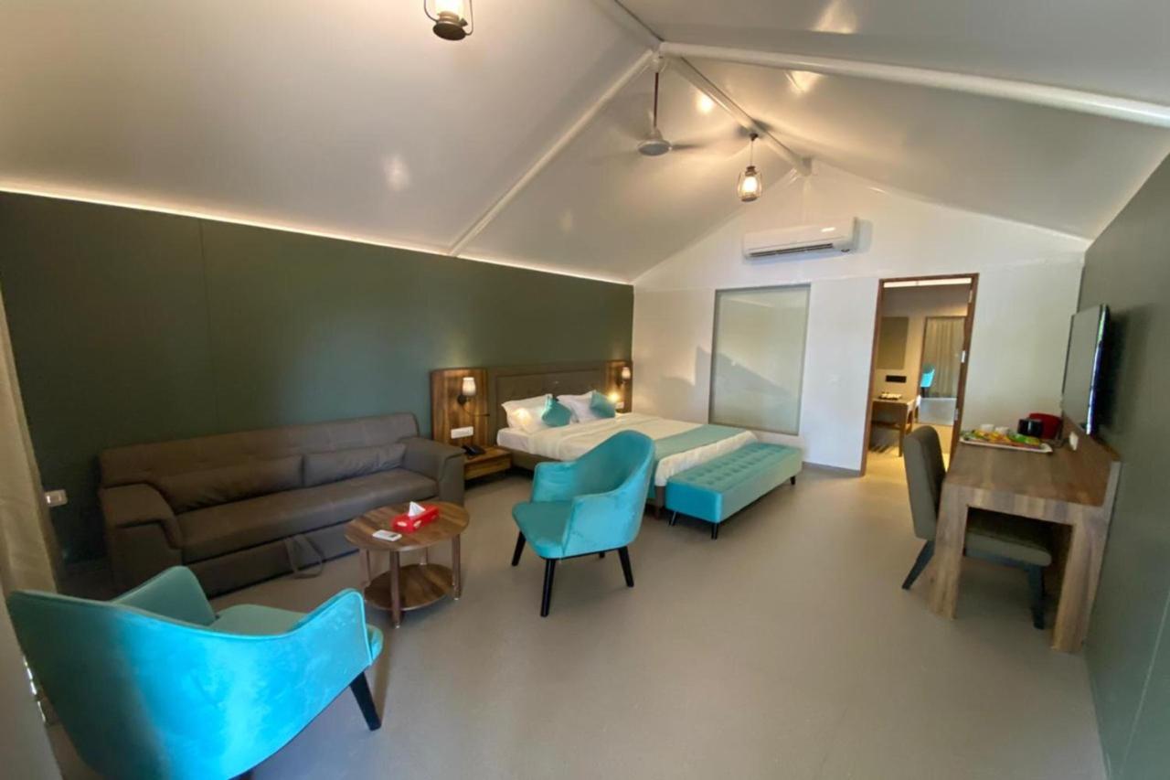 White Feather Resort Kauncha Силвасса Экстерьер фото