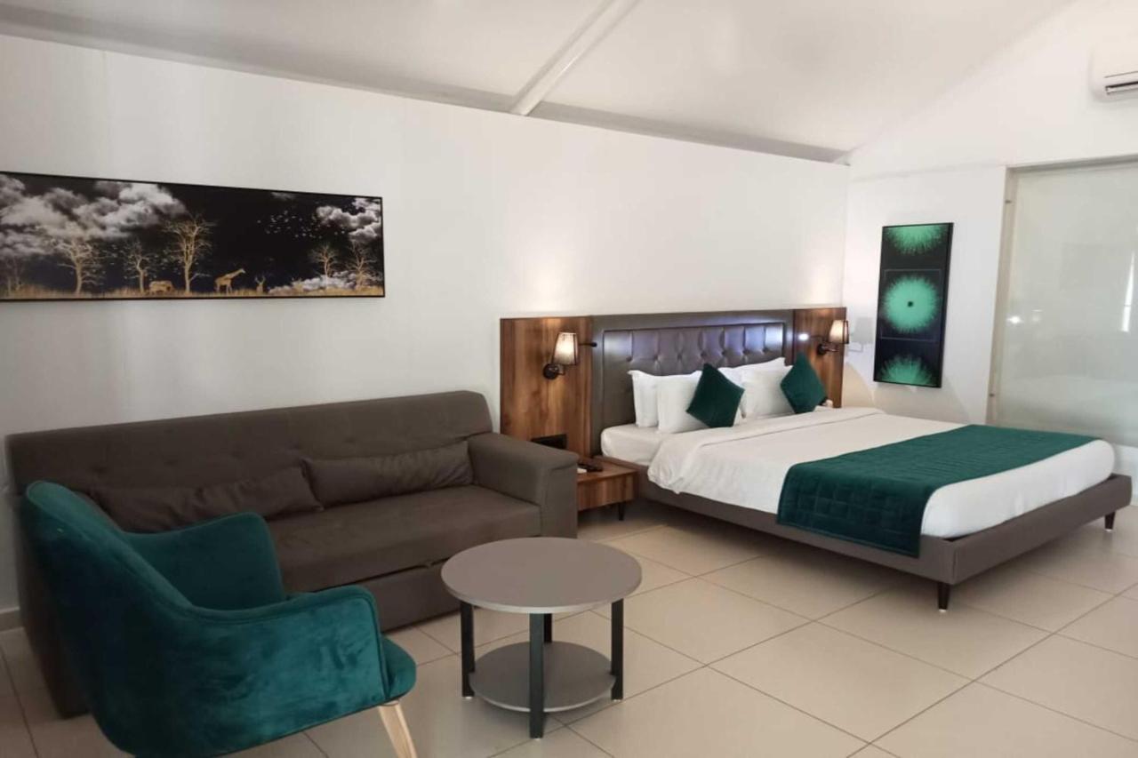 White Feather Resort Kauncha Силвасса Экстерьер фото
