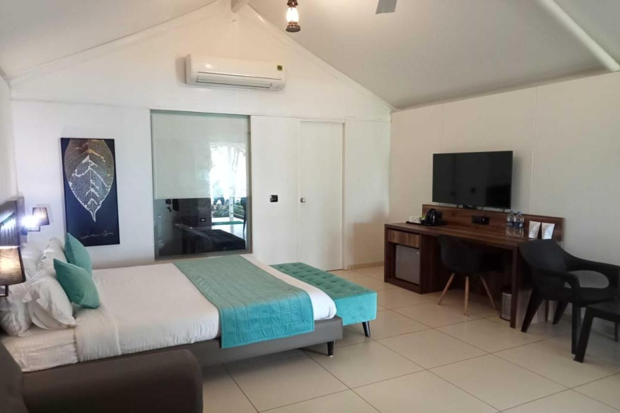 White Feather Resort Kauncha Силвасса Экстерьер фото
