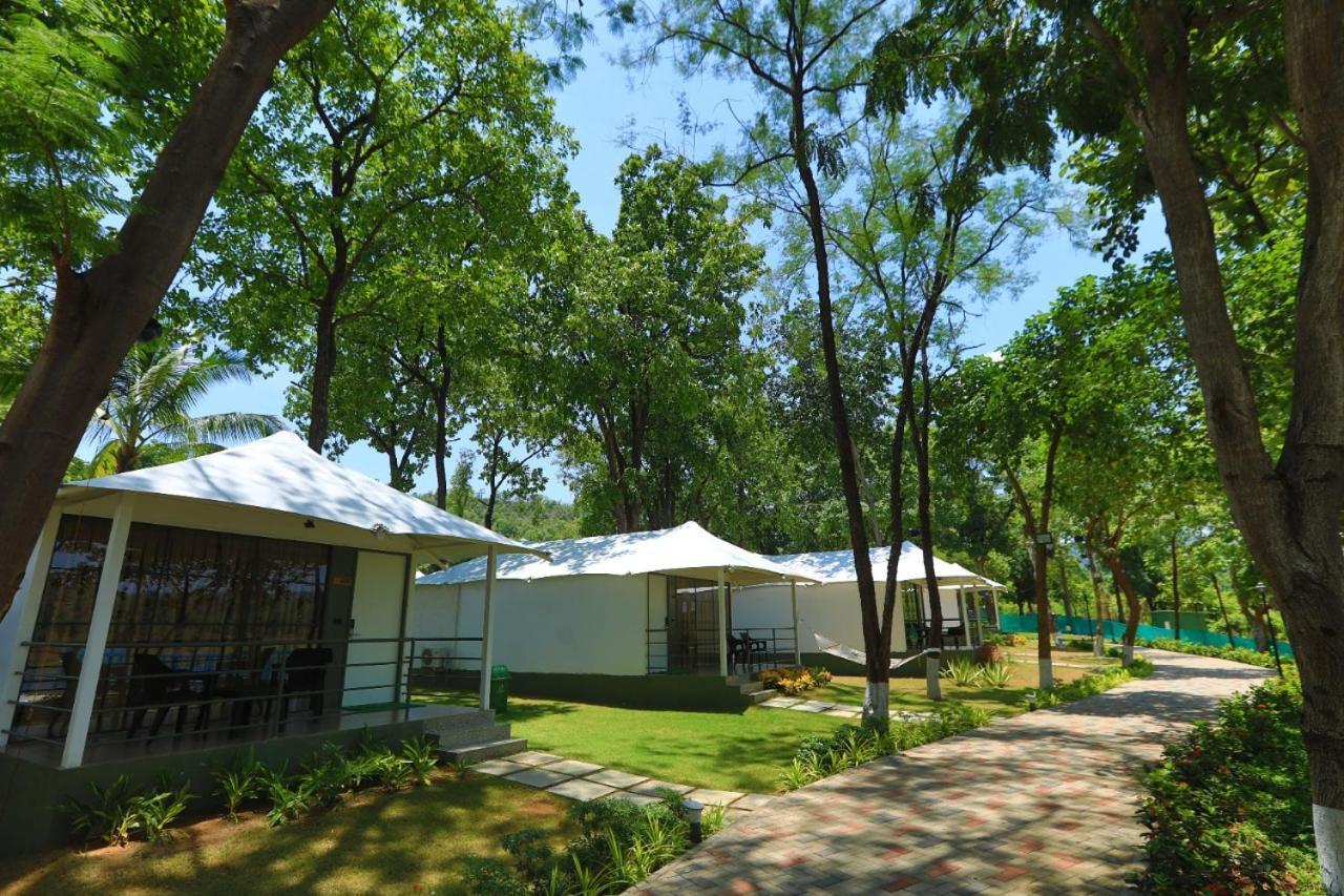 White Feather Resort Kauncha Силвасса Экстерьер фото